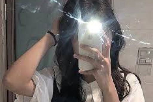 娱乐乐翻天：探索娱乐圈的欢乐与惊喜